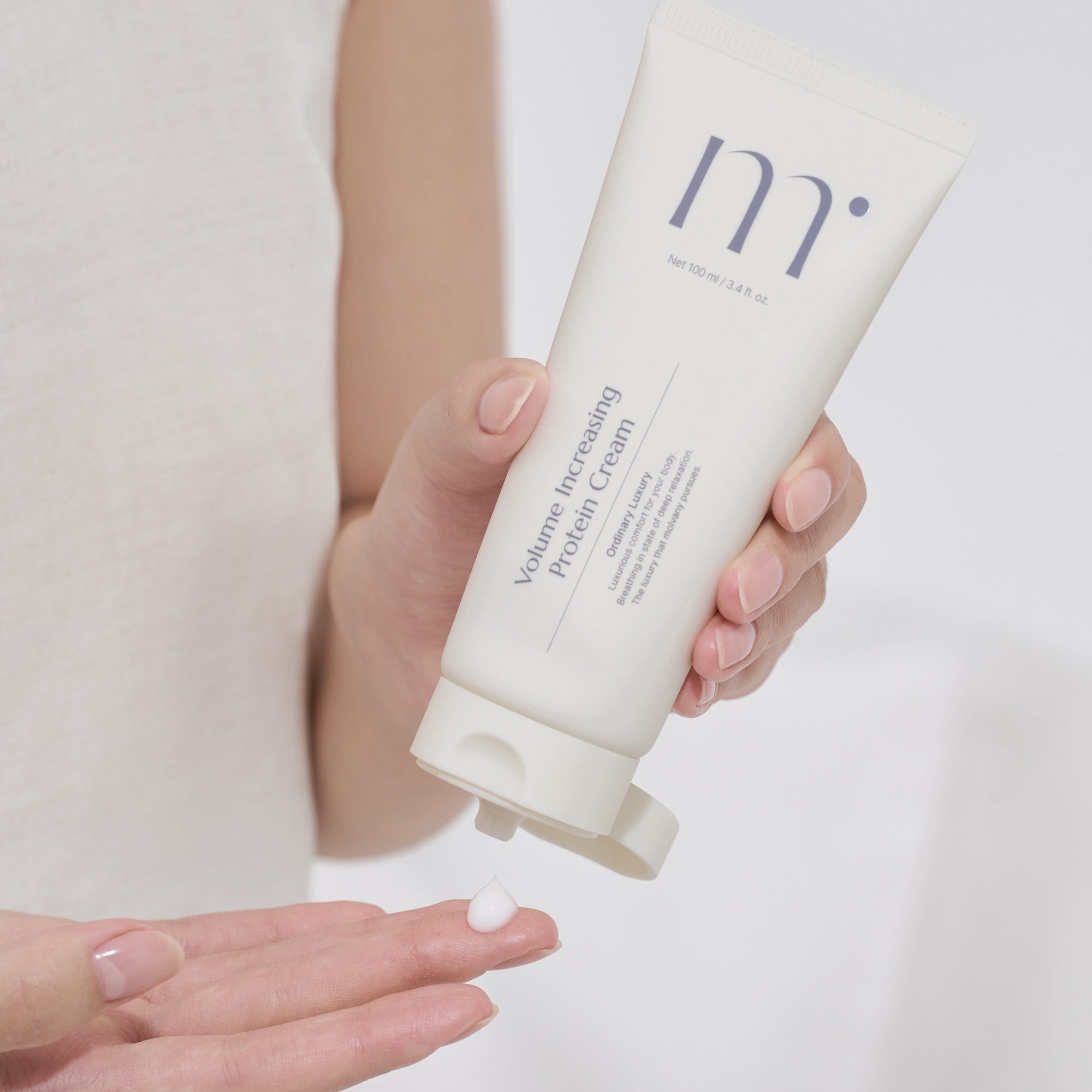 Molvany Protein Cream rich nourishing texture on skin
