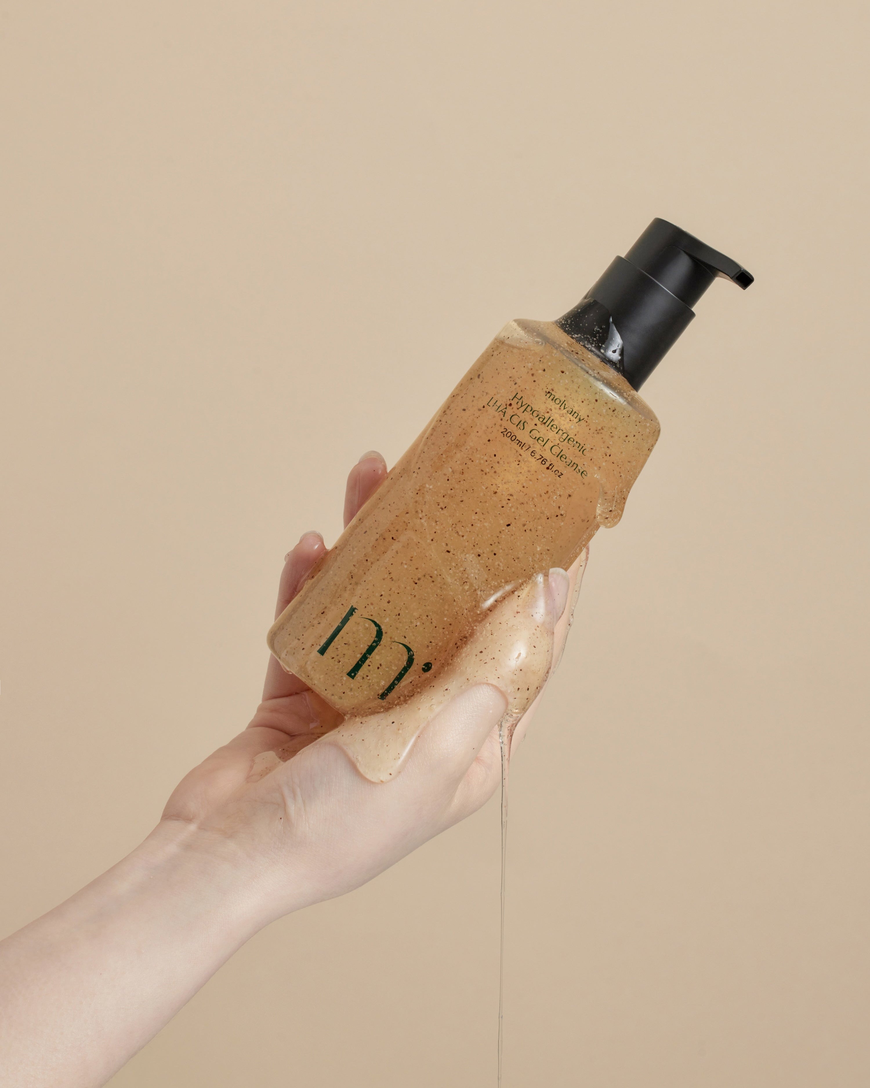 Molvany LHA Yulpi Gel Cleanser ingredients and benefits