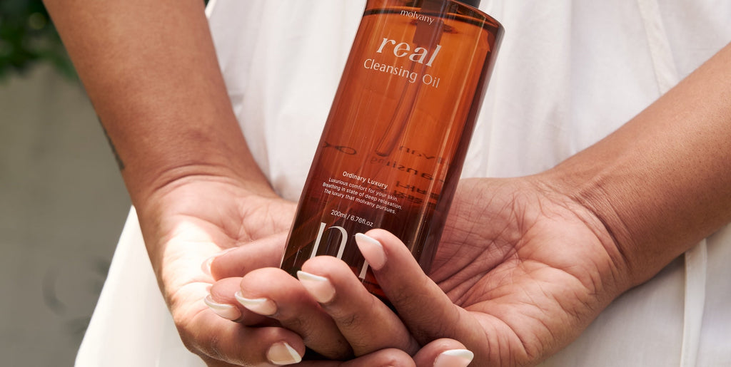 Molvany Real Cleansing Oil product detail and packaging